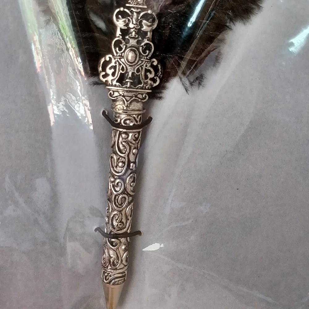 Ostrich pencil